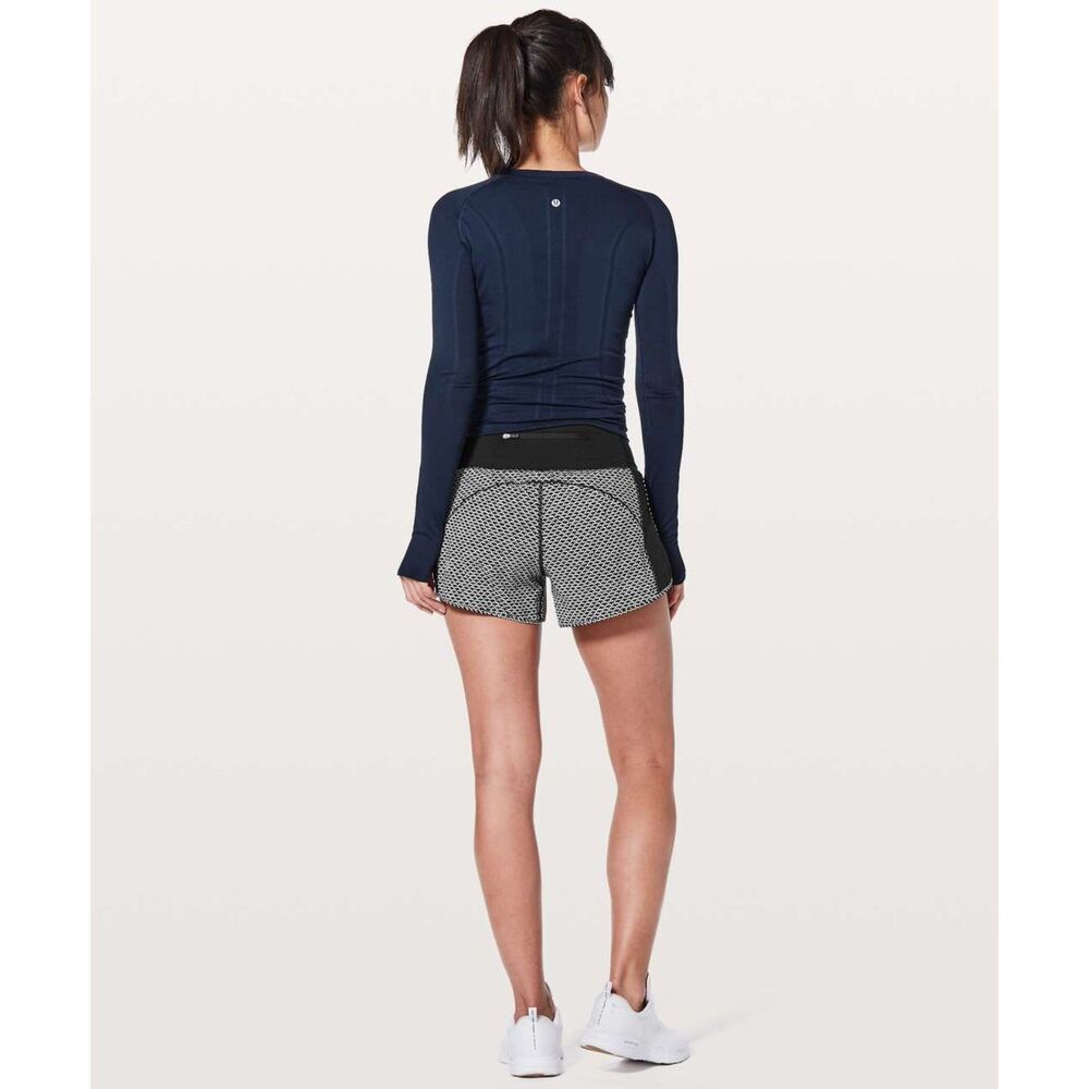 Lululemon Real Quick Perforated Shorts 3.5" Monochromic Black Size 4 EUC - Picture 4 of 8